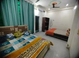 Shyama Guest House and Apartments