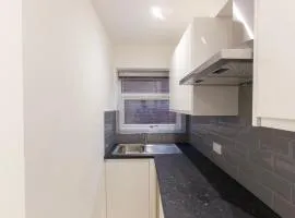 Radstock Road - Room 4a