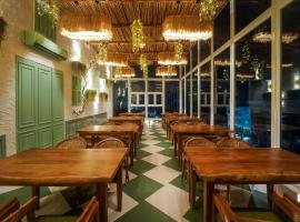 Sugar Stars Inn，位于瓦拉纳西的酒店