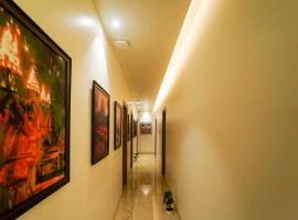 Sugar Stars Inn，位于瓦拉纳西的酒店