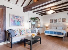 Home2Book Rustic Haven in Telde，位于特尔德的酒店