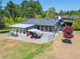 Holiday Home Carena - 1-8km from the sea by Interhome