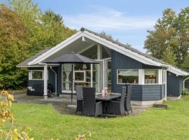 Holiday Home Thorke - 200m from the sea by Interhome，位于尼斯泰兹的酒店