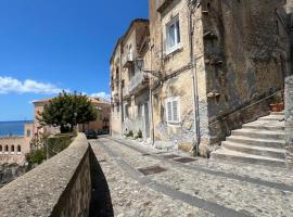 Casa di Candida，位于阿曼泰阿的酒店