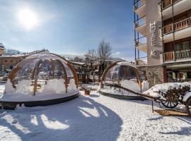 Hotel K2，位于萨奥兹-杜尔克斯的酒店