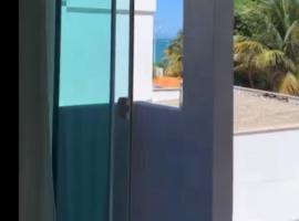 Carmela temporada Balneário de IRIRI Espírito Santo ES，位于伊利利的酒店