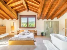 Acogedora casa rural con jardín próxima a Pamplona