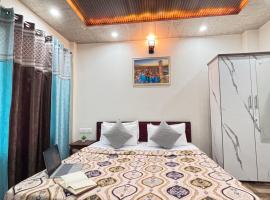 The Peak Explorers Hill Station by Splendid Retreat Hotels，位于卡绍利的酒店