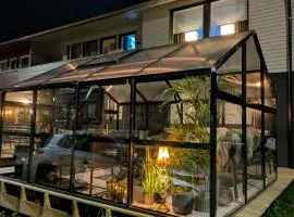 E&E Apartment Senior