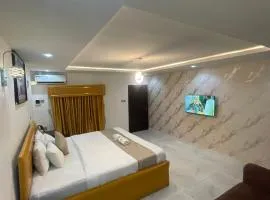 Maracana Luxury Hotel & Suites