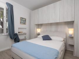 Villa Mirella - Luxury in the center of Tuscany，位于恩波利的酒店