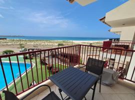 Boa Vista BriMar Holidays, apartamento with pool，位于Rabil的酒店