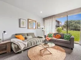 1BR Apartment 43 sleeps 5,Golf,Beach,Hot Springs