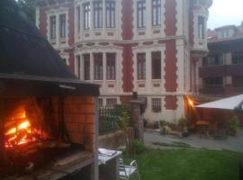 Hotel restaurante Parador de Felechosa，位于费莱乔萨的酒店