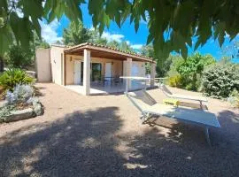 Villa avec piscine hors sol à 10mn de la plage