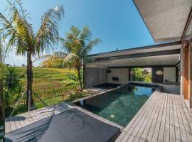 Ricefield view 3BR designer Villa 1 min from beach，位于孟威的酒店