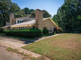 Woodland Springs，位于Gladewater的酒店