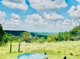 Cliffside Cabin @ High Hope Ranch Cowboy POOL!