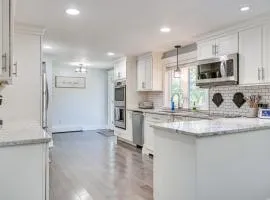 Golf, Hike and Explore Family Home in Pembroke!