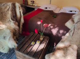 Naturlig på Korsgården Glamping，位于尼斯泰兹的酒店