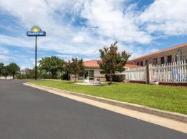 奥古斯塔惠勒路戴斯酒店，位于奥古斯塔的酒店