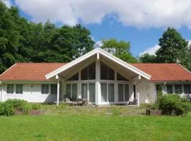 Large Holiday Home Close To Nature