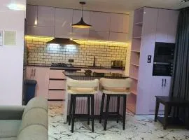 4 Bedrooms Luxury Apartment