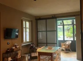 Il giardino di fronte