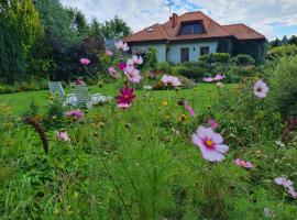 潘索耶纳西克花园旅馆，位于Pierzchno的酒店
