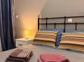 WINDSOR PLACE APARTMENT - SELF CHECKIN with CODE