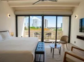 All-in-One Studio - Fast WiFi Cowork & More