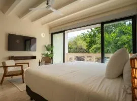 Versatile Studio Cowork Fast WiFi and Prime Location