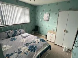 A private room in Netley