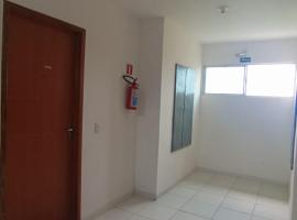 Apartamento dois quartos com uma suíte，位于阿纳宁德瓦的酒店