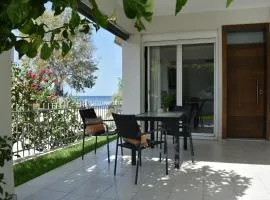 Kýma Seafront House