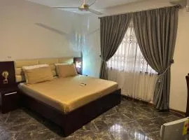 D Barfi Guesthouse, excellent location