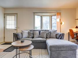 30 Day Minimum - Entire House - Washer & Dryer and AC，位于米德尔顿的酒店