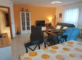 Casa Romar，位于比努埃萨的酒店