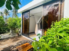 CosyBe Villas，位于托弗海滩的带停车场的酒店