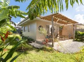 Papara Ocean Bungalow