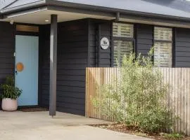 Bridge Beach House Central Barwon Heads Sleeps 12 Walk everywhere Modern beach house Disability Accessible
