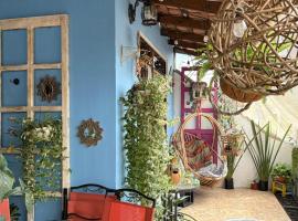 Espacios Livemarlu casa de huéspedes，位于科阿特佩克的酒店