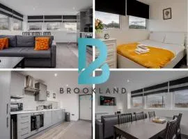 Two Bedroom by Brookland Stays Serviced Accommodation Short Lets Leeds with Free WiFi