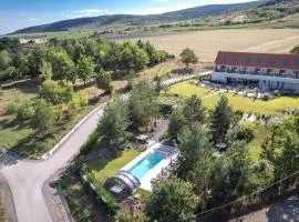 Hotel Kőporos Hercegkút