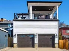 High End New Build, Rooftop Hot Tub, City Views