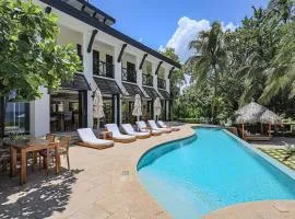 Pacifico L813 1BR Condo Pacifico Couples Retreat