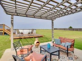 Golf, Swim, Relax Oklahoma Ranchland Retreat