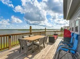 Private Home on Lagoon w/ Views in Hitchcock!