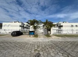 Apartamento aconchegante de 2 quartos, com piscina para crianças até 12 anos
