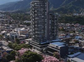 FR Hotel，位于伊瓦格的酒店